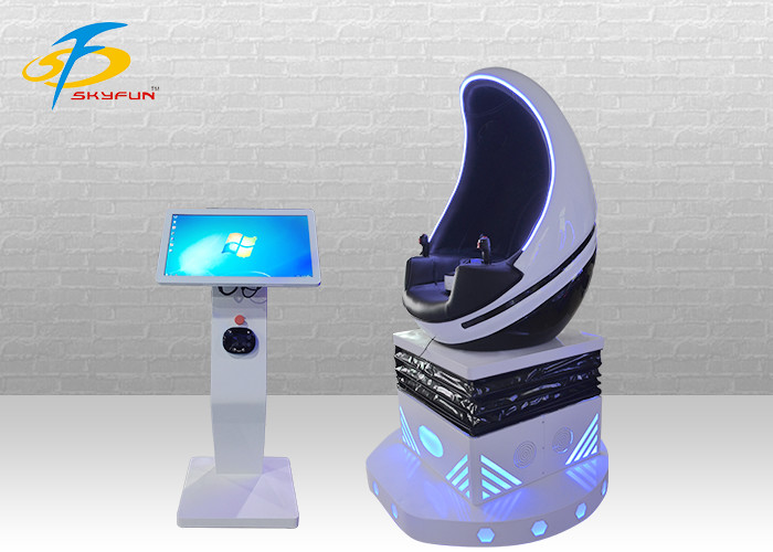 Single Cabin VR Egg Chair 360 Degree Simulation Rides Black &amp; White Color