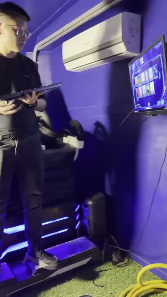 latest company news about The Expo Doors Closed, But We Wasn’t Done: A Parking Lot Rescue Mission  2